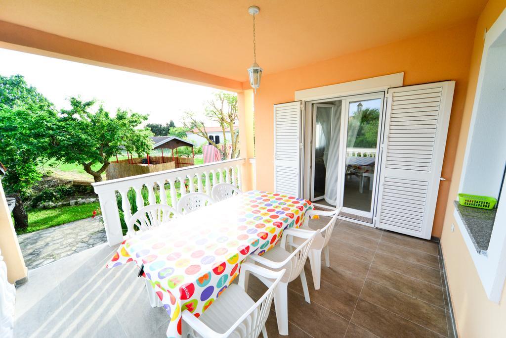 פטרצ'אנה Apartments Valentina מראה חיצוני תמונה