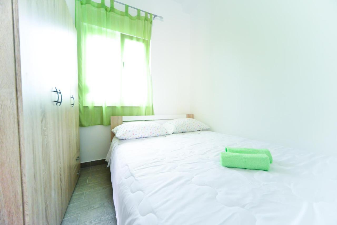 פטרצ'אנה Apartments Valentina מראה חיצוני תמונה